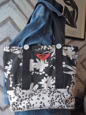 Roxy Black & White Floral Tote Bag